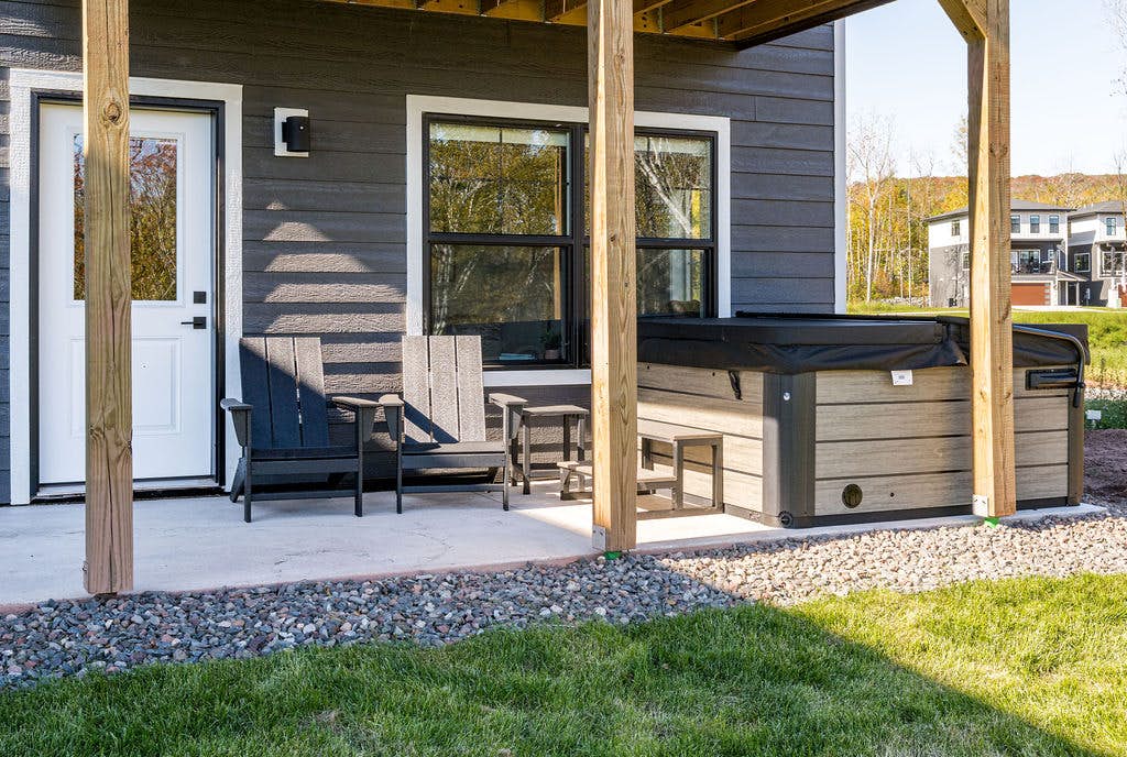 RiverWest Alpine Adventure Haus