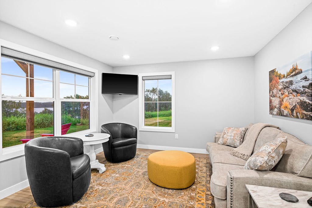 RiverWest Stones Throw Chalet