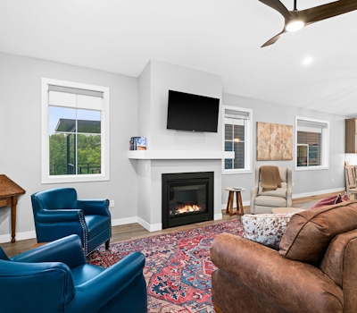 RiverWest Stones Throw Chalet