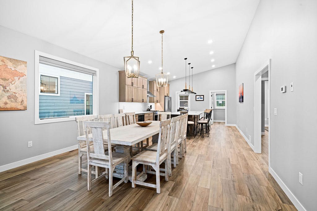 RiverWest Stones Throw Chalet