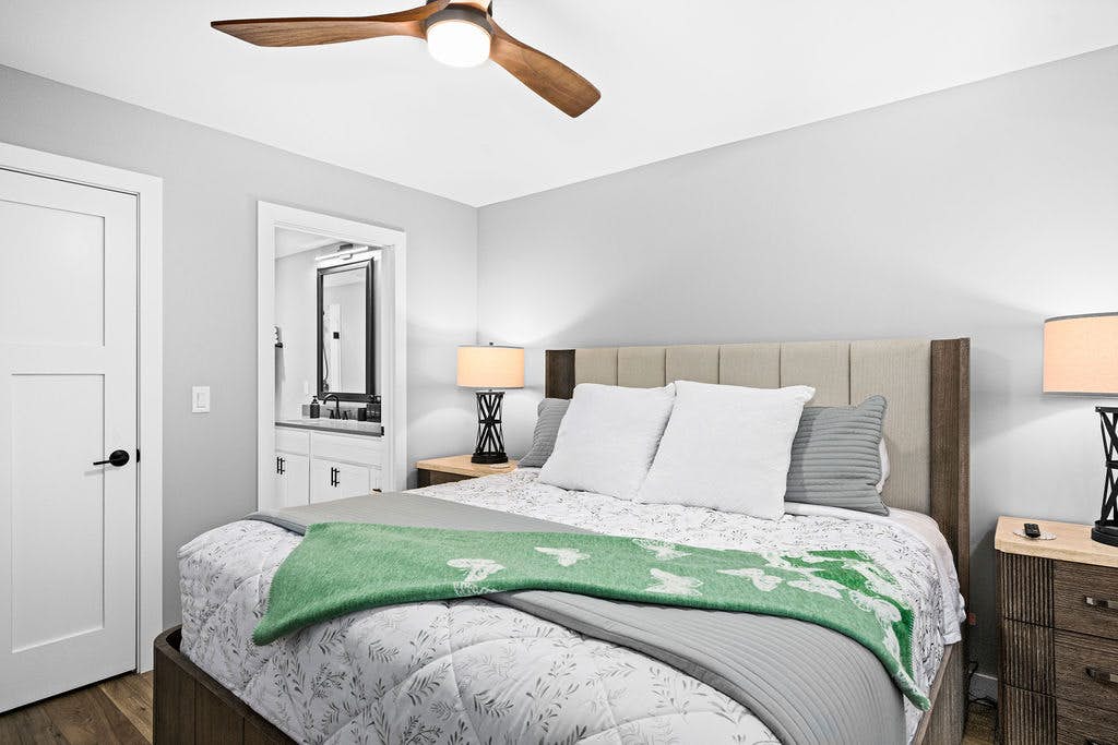 RiverWest Northwoods