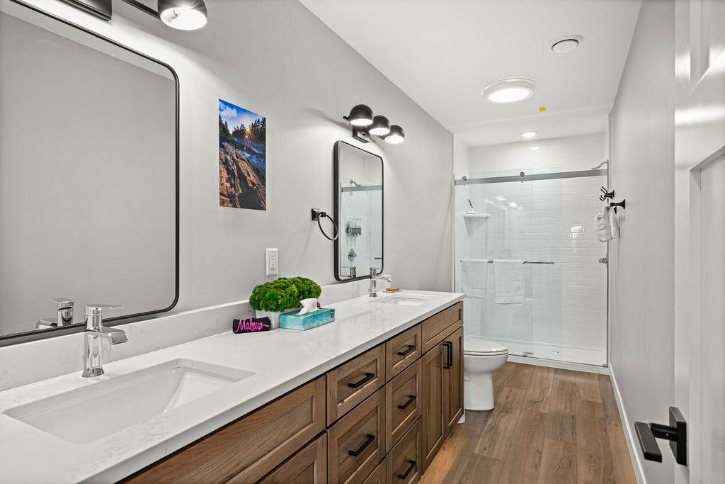 RiverWest River's Edge