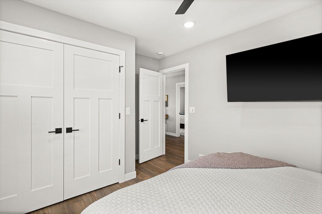 RiverWest River's Edge