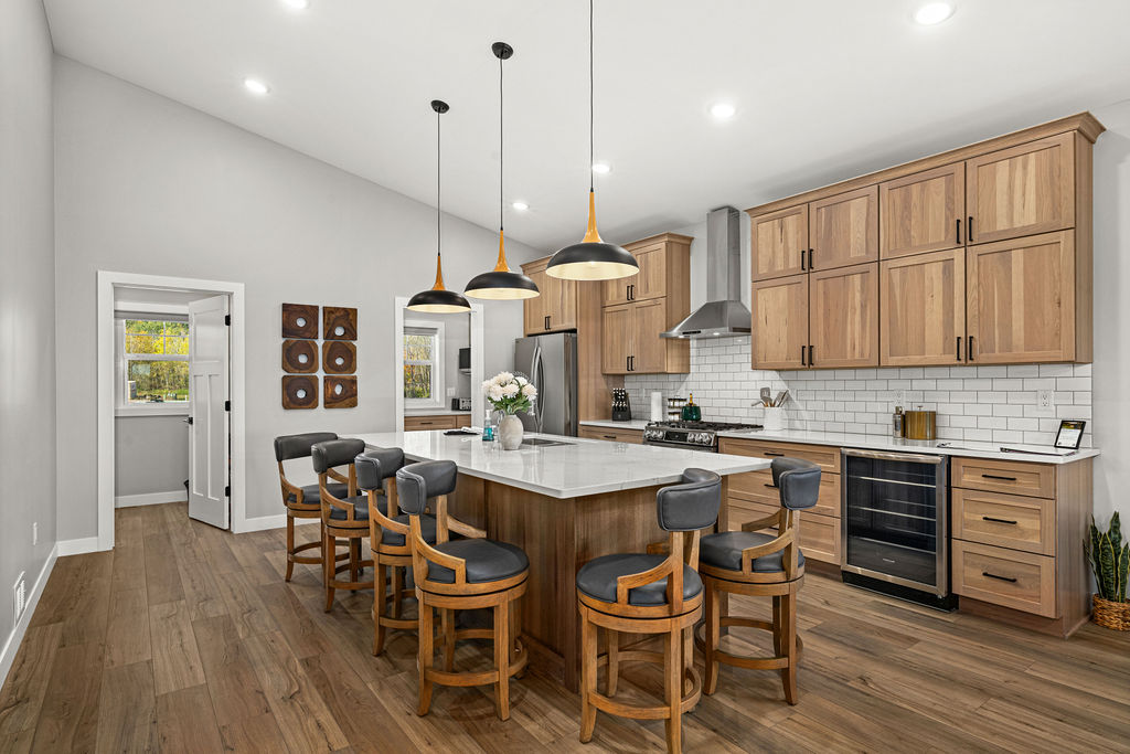 RiverWest Sunrise View - Riverview - Dogs- Sauna -25% off Ski Tickets