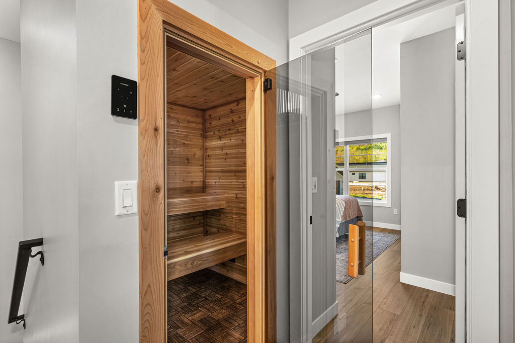 RiverWest Island View - Dog Friendly-Sauna-25% off Ski Tickets