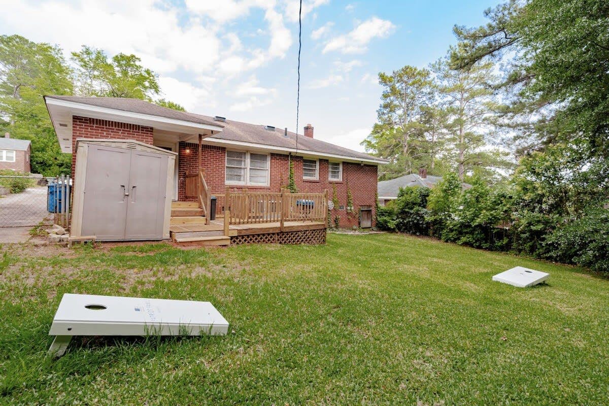 Z_4017RnnieSt_Columbia