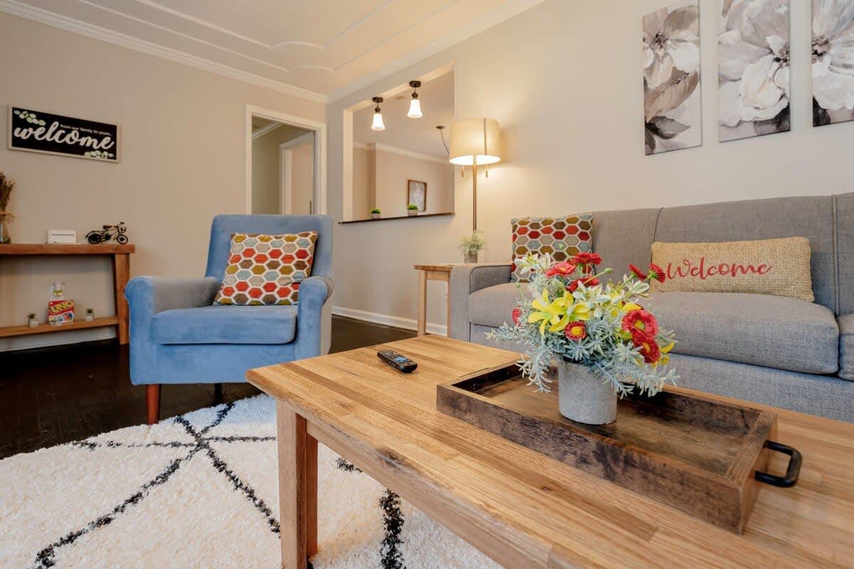 Z_4017RnnieSt_Columbia