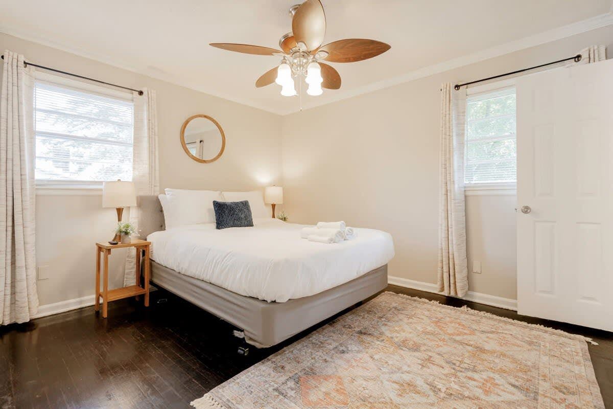 Z_4017RnnieSt_Columbia