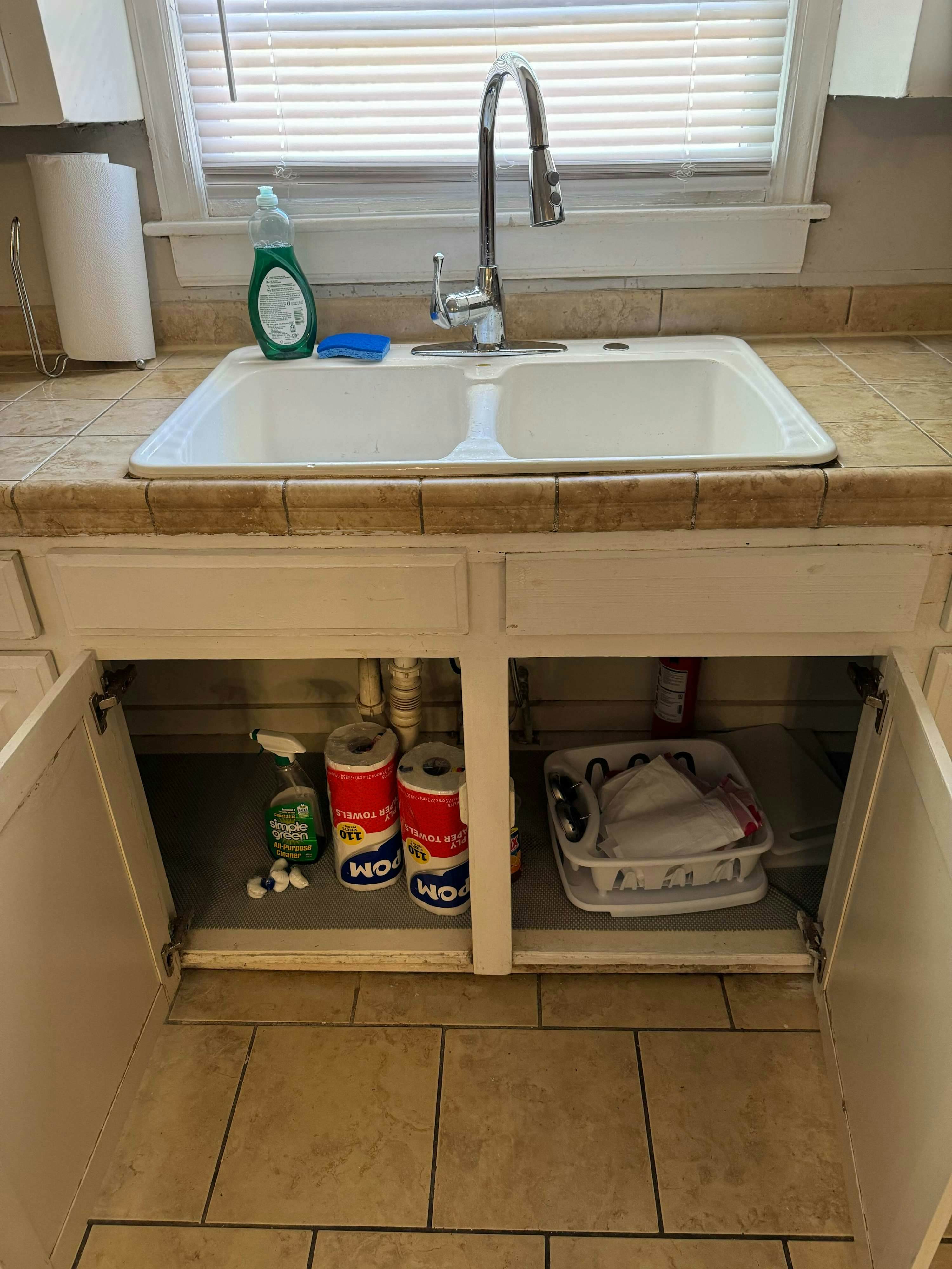 Z_4017RnnieSt_Columbia