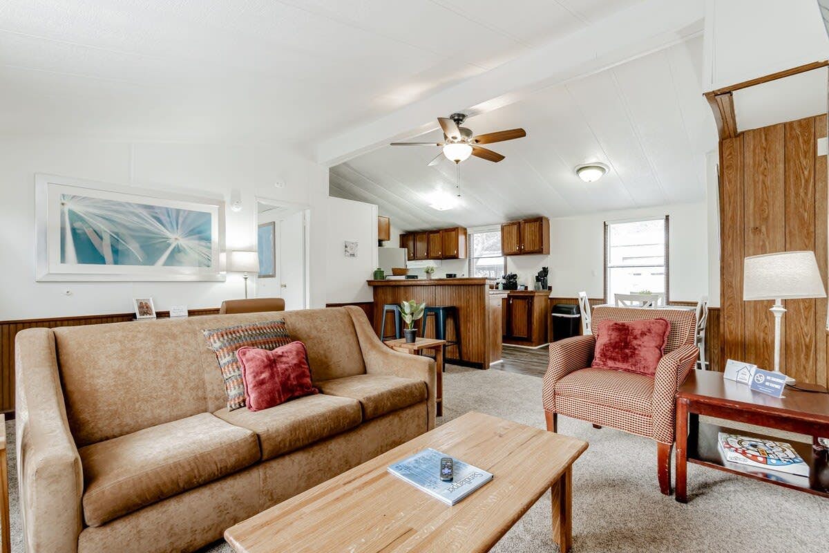 V_409TylrSt_C_West_Columbia