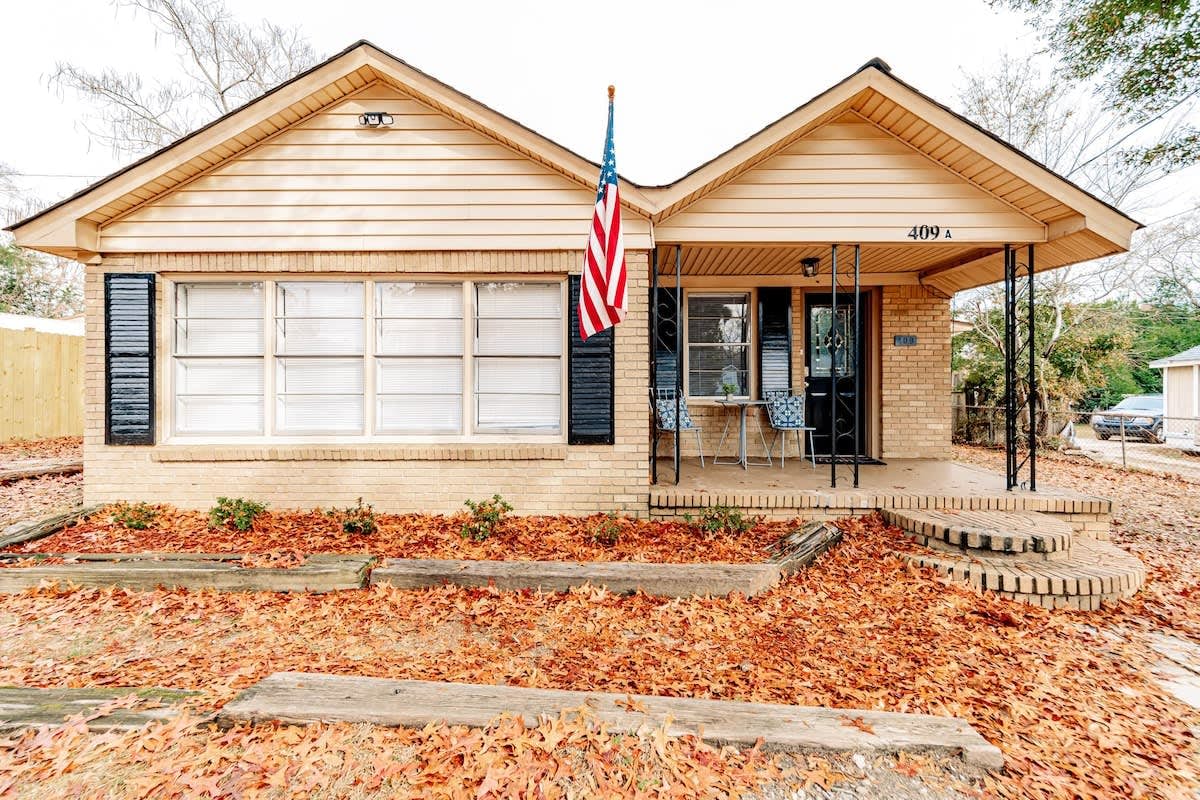 V_409TylrSt_C_West_Columbia