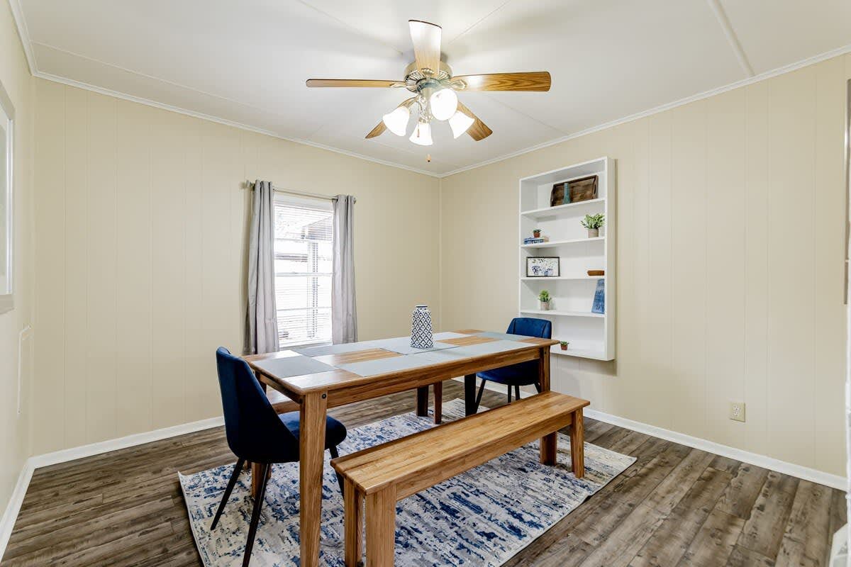 V_409TylrSt_C_West_Columbia