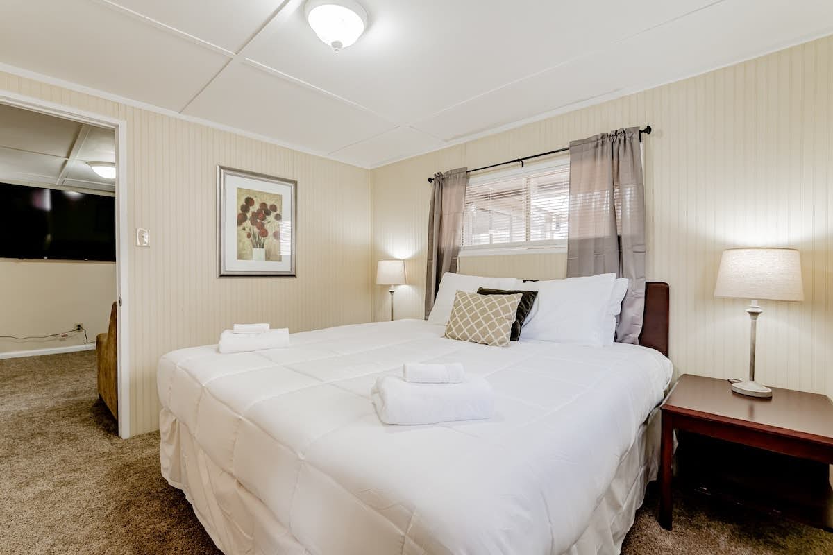 V_409TylrSt_C_West_Columbia