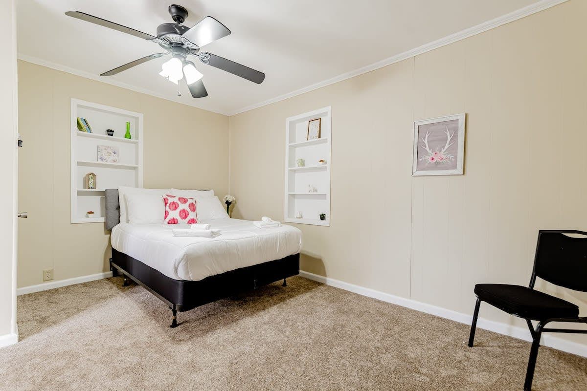 V_409TylrSt_C_West_Columbia