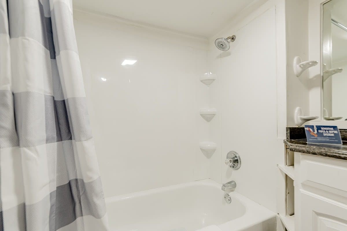 V_409TylrSt_C_West_Columbia