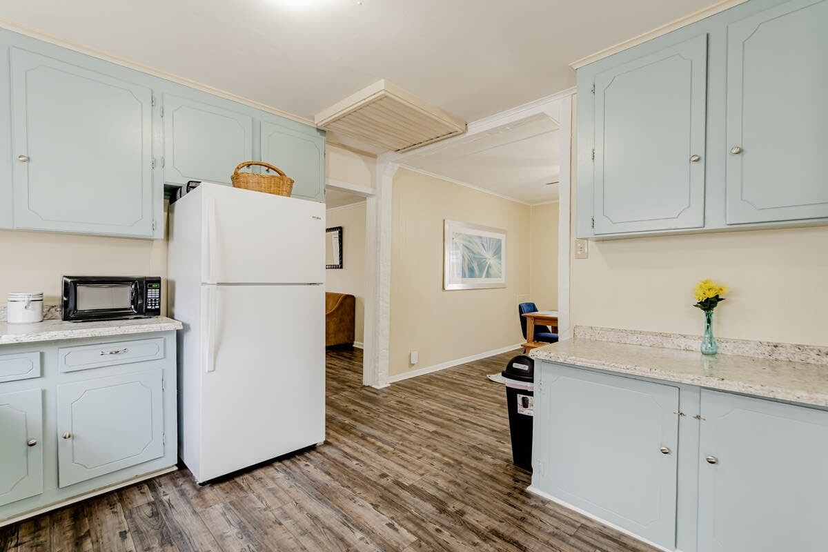 V_409TylrSt_C_West_Columbia