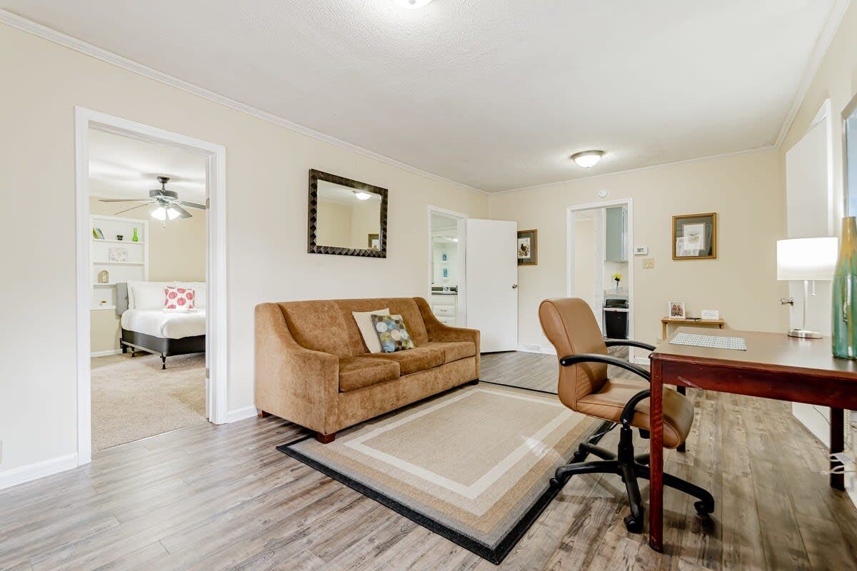 V_409TylrSt_C_West_Columbia