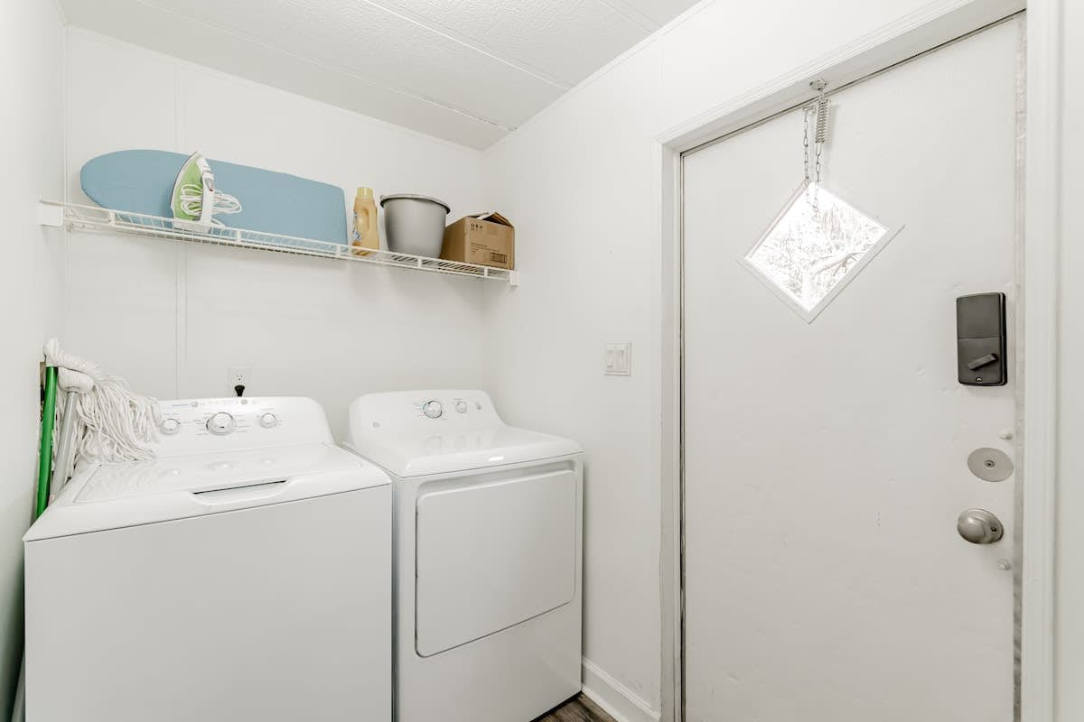 V_409TylrSt_C_West_Columbia