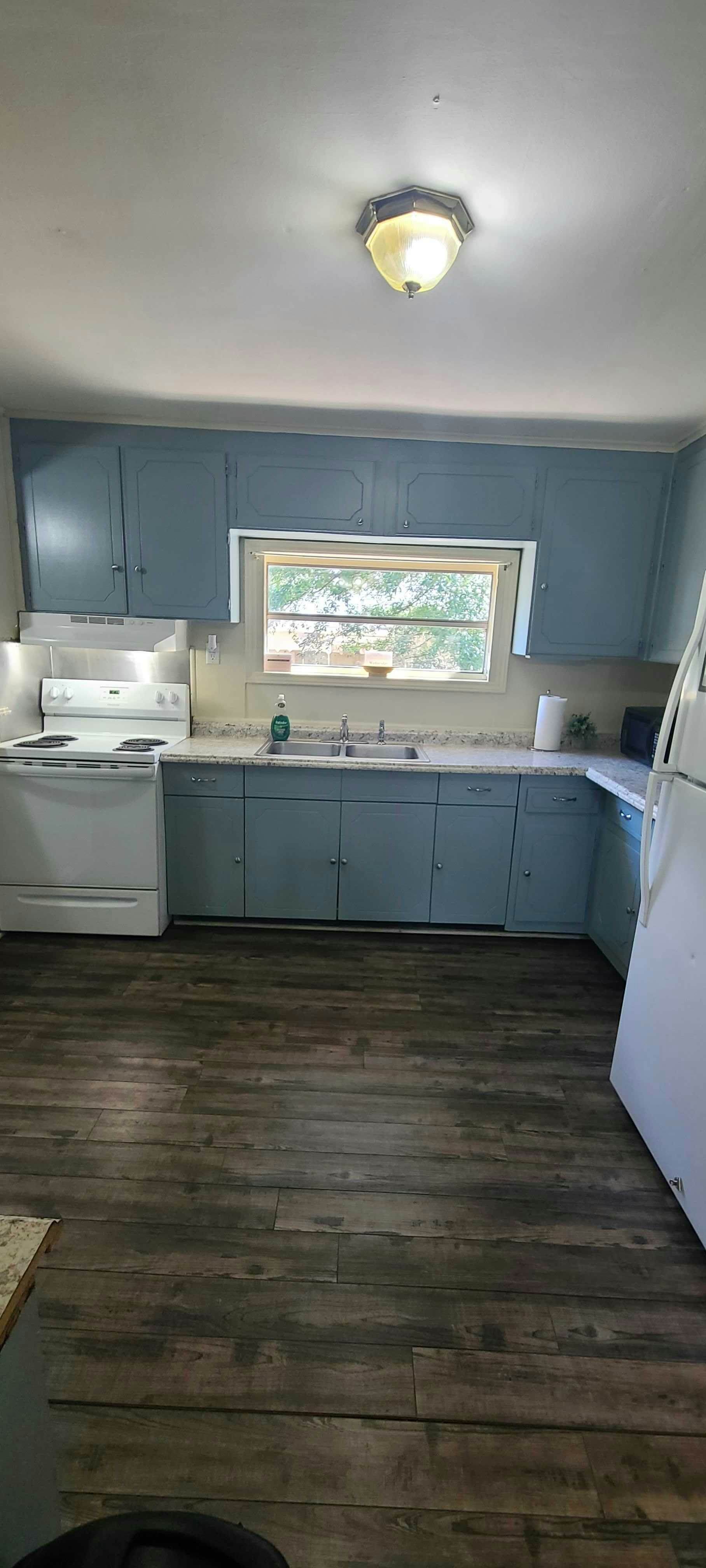 V_409TylrSt_C_West_Columbia