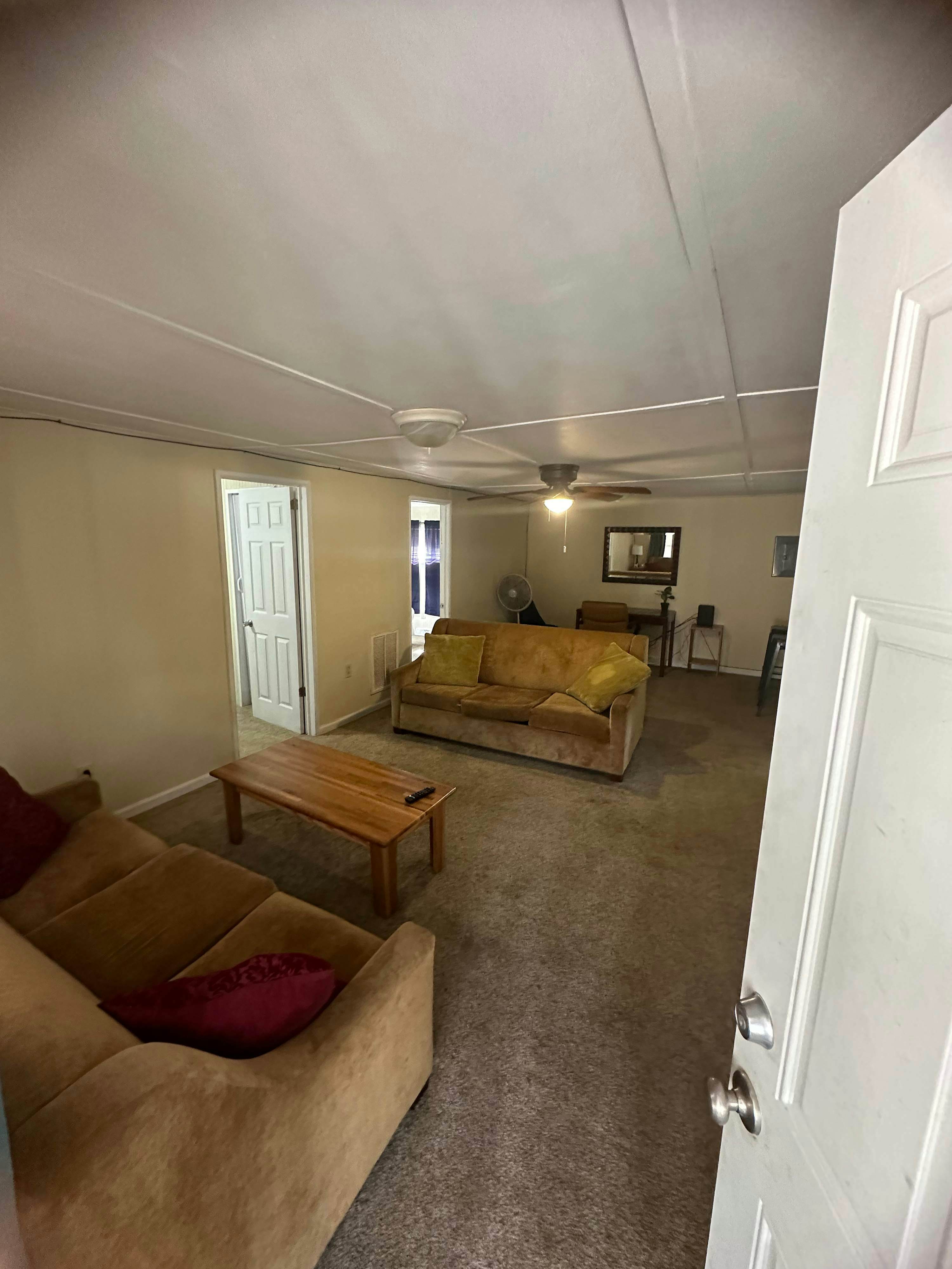 V_409TylrSt_C_West_Columbia