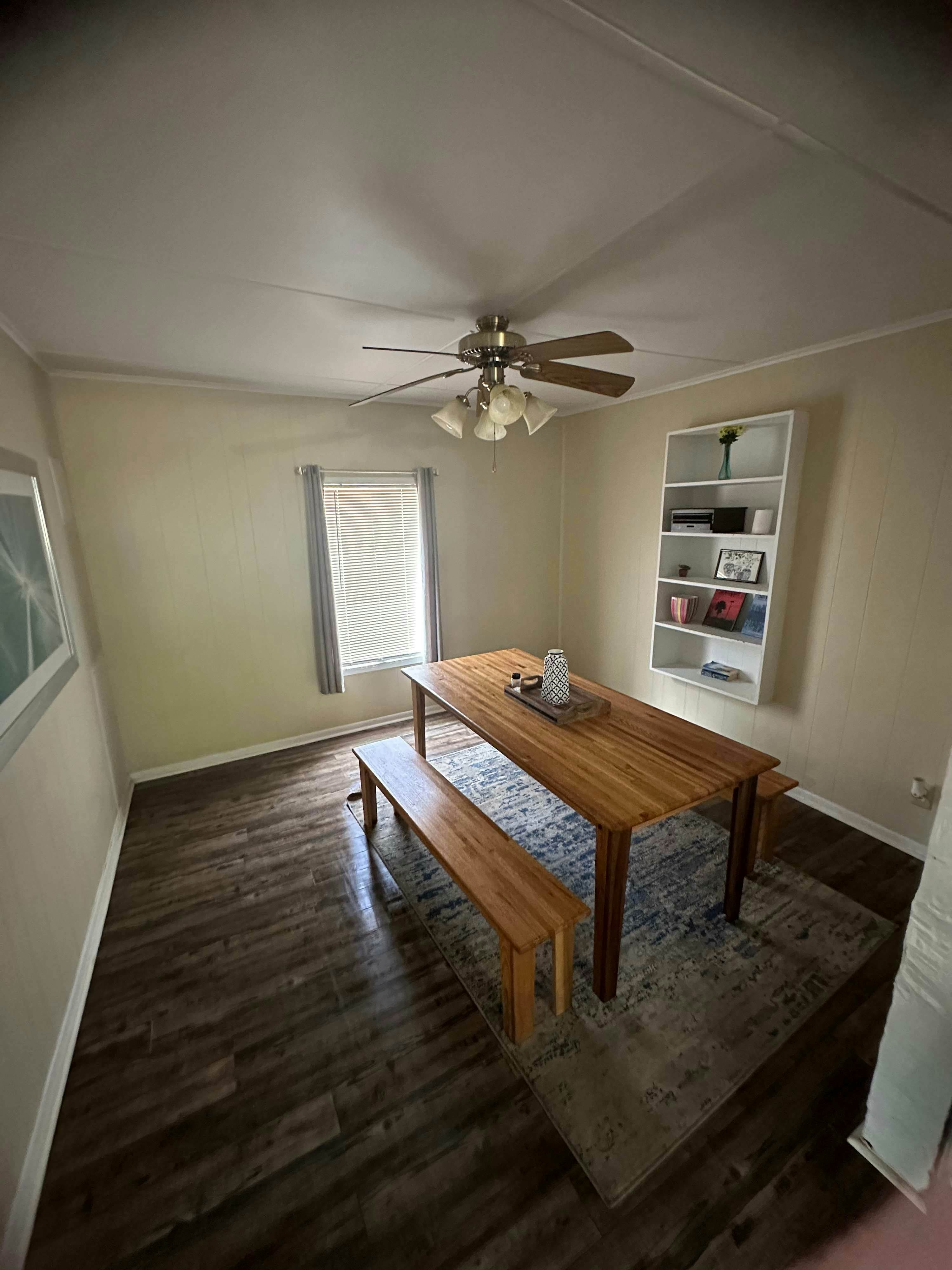 V_409TylrSt_C_West_Columbia