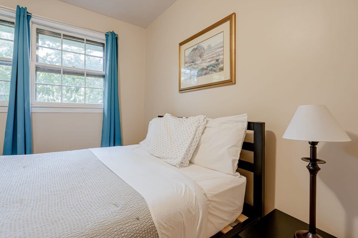 O_6316GrssPnt_Columbia