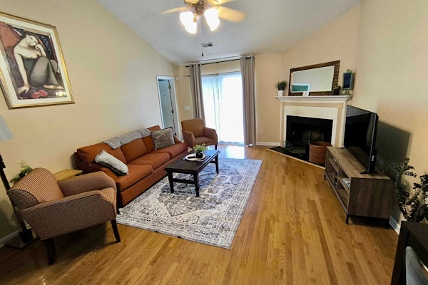 5min to lake & 20 to Columbia - Aerie Oaks Cottage