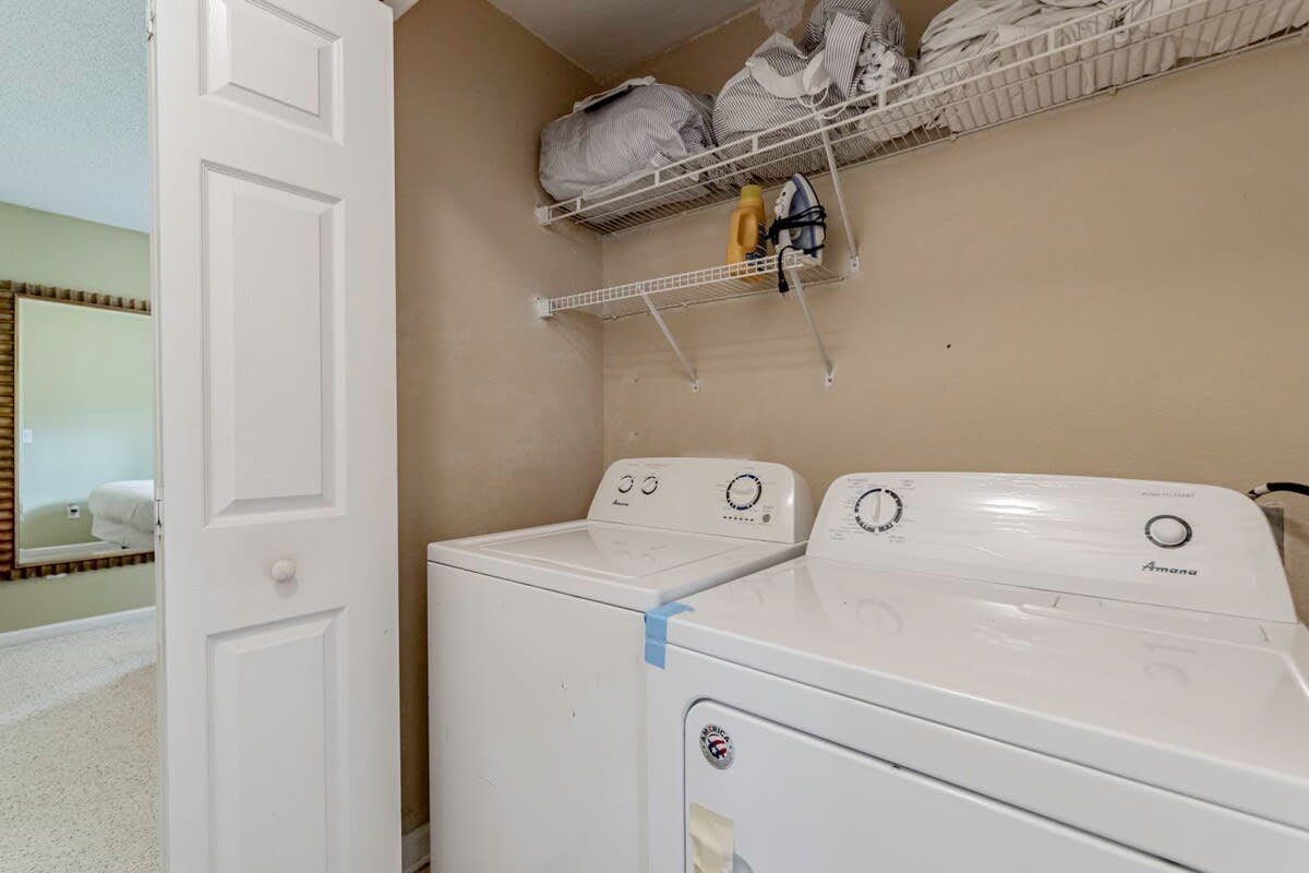 L_818Bentley_Lexington