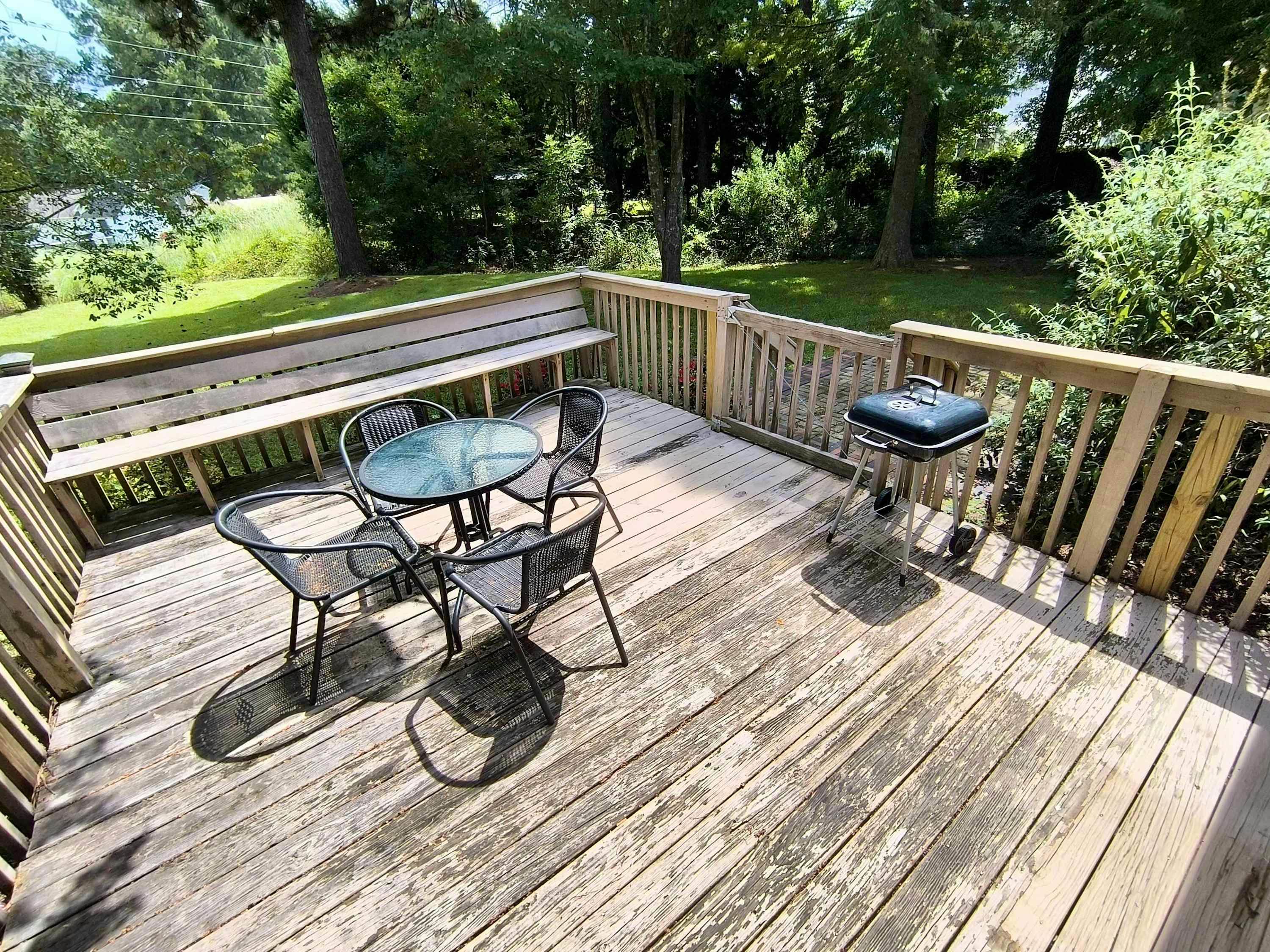 L_818Bentley_Lexington