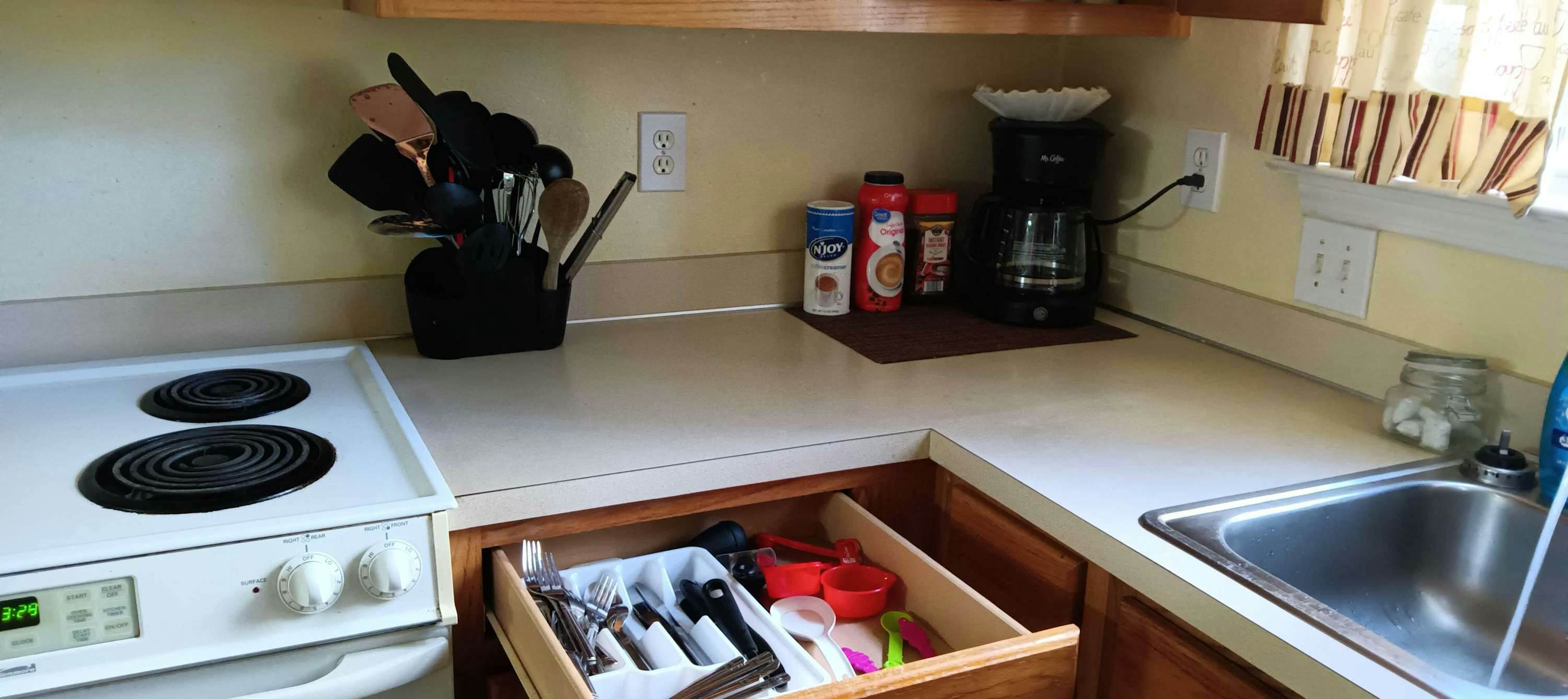 L_818Bentley_Lexington