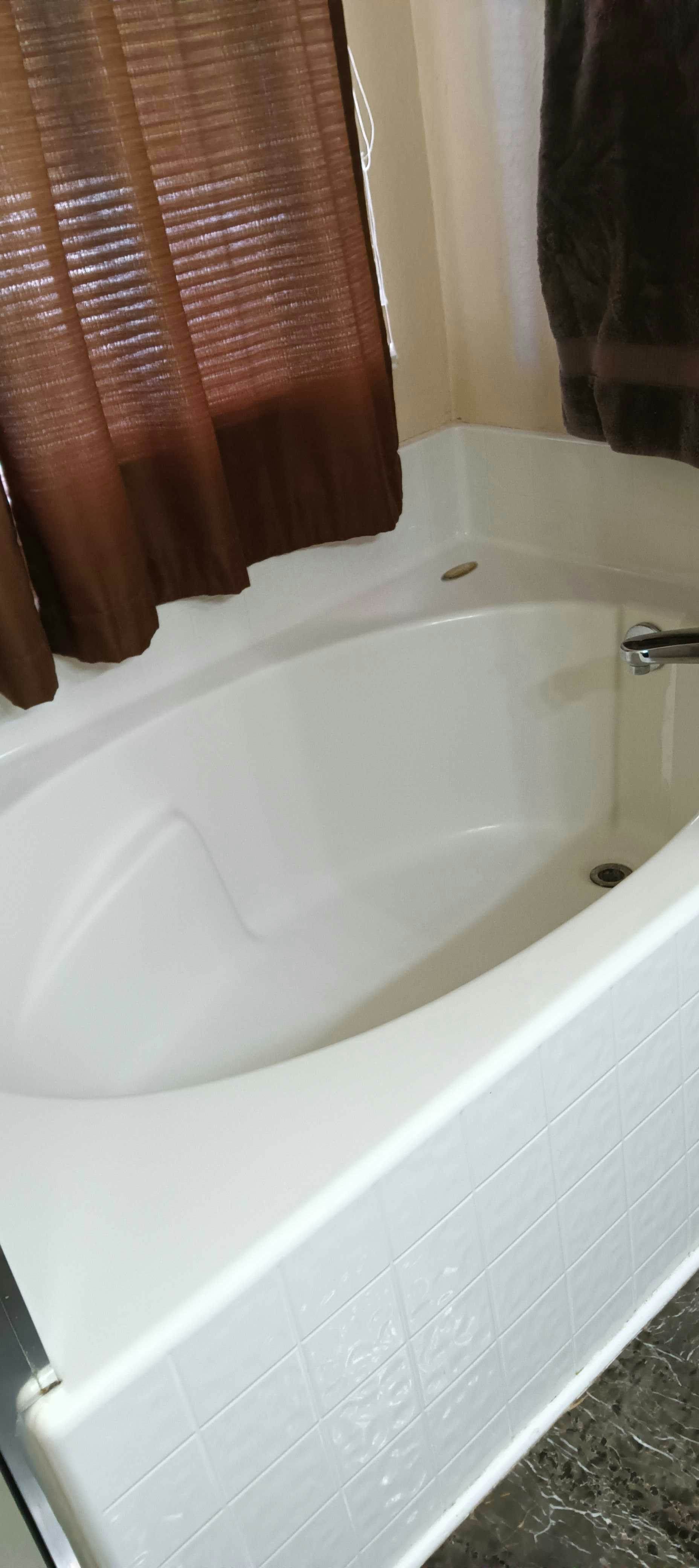 L_818Bentley_Lexington