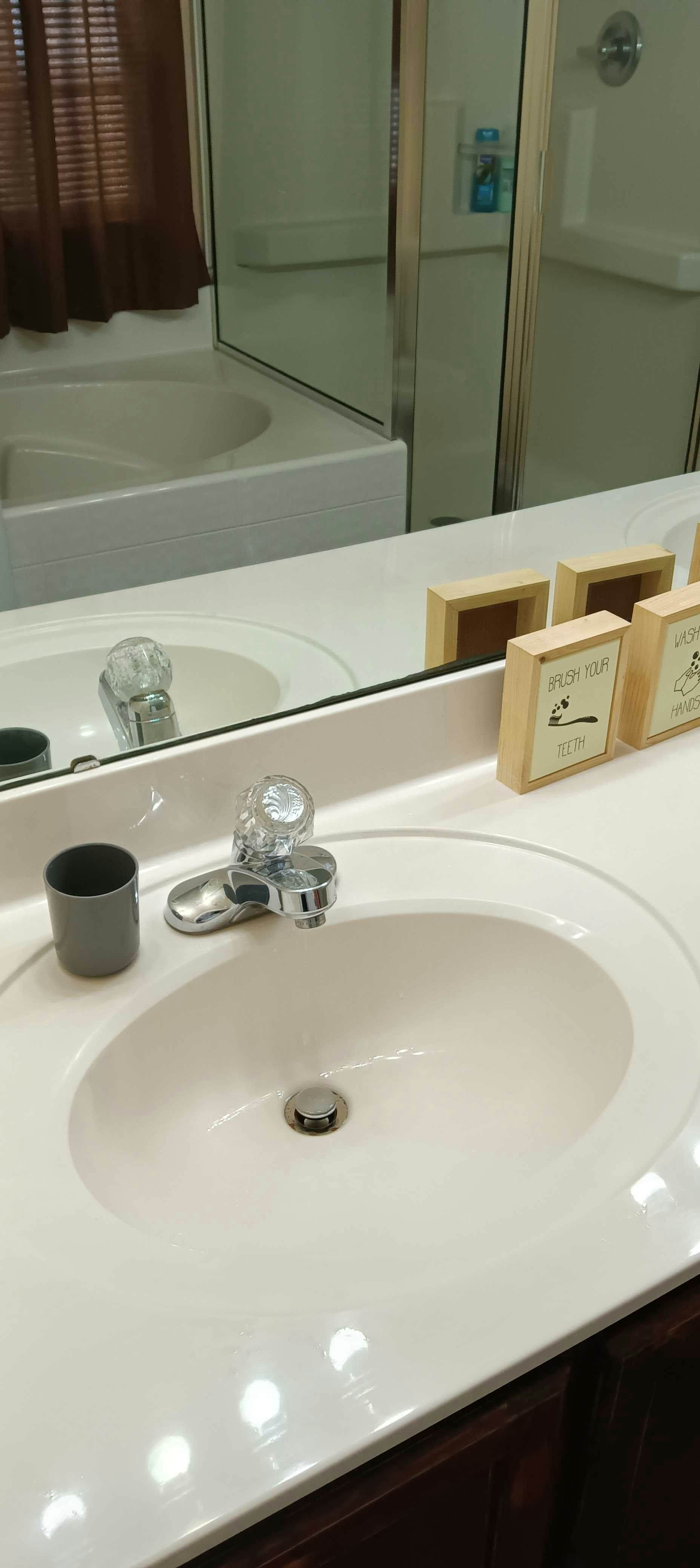 L_818Bentley_Lexington