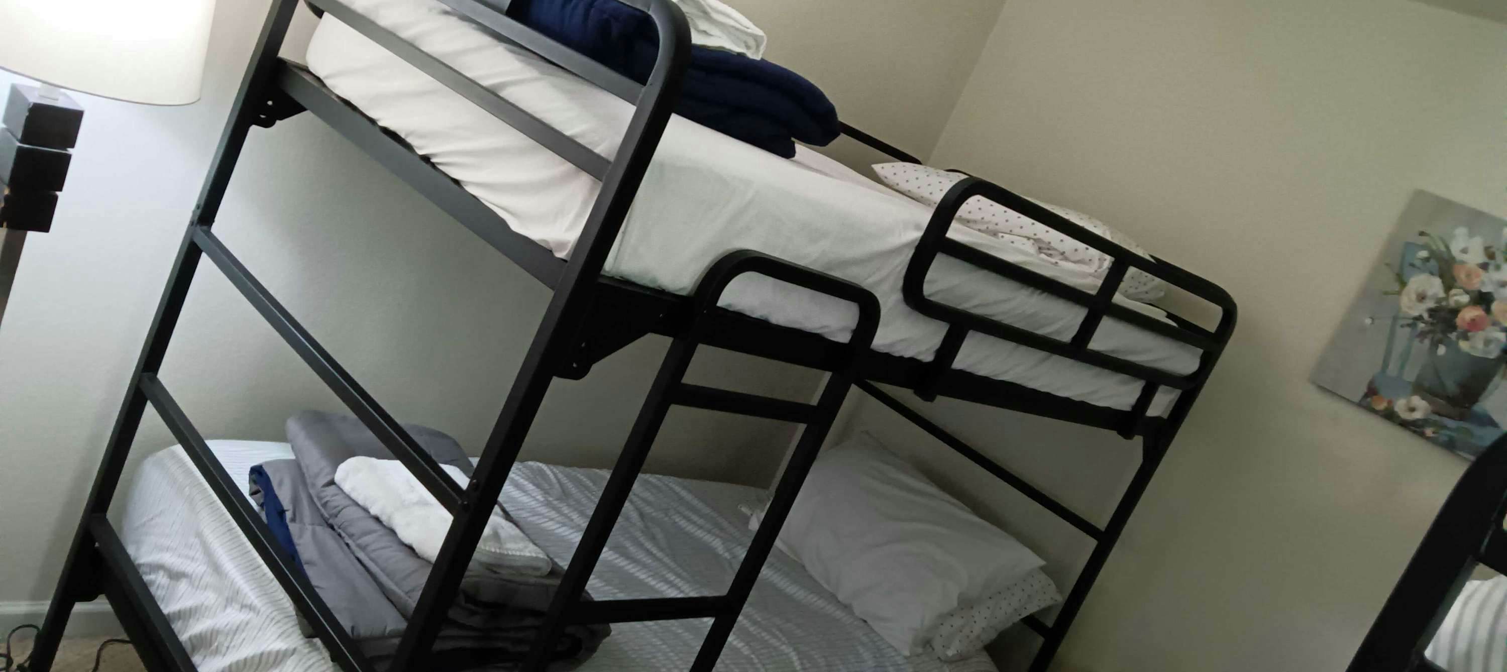 L_818Bentley_Lexington