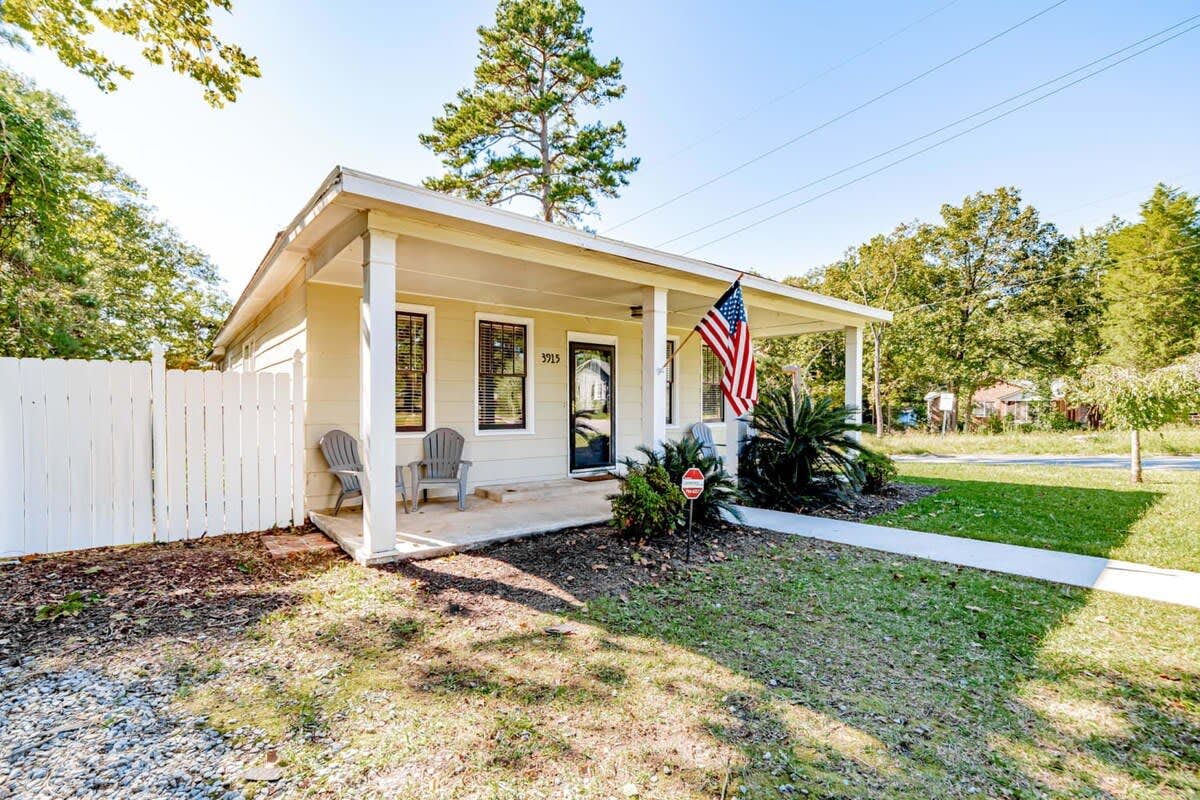 V_3915MrgrvRd_Columbia