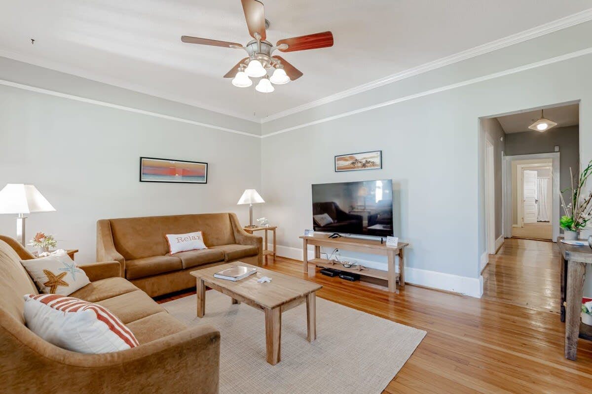 V_3915MrgrvRd_Columbia