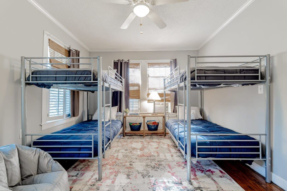 V_3915MrgrvRd_Columbia