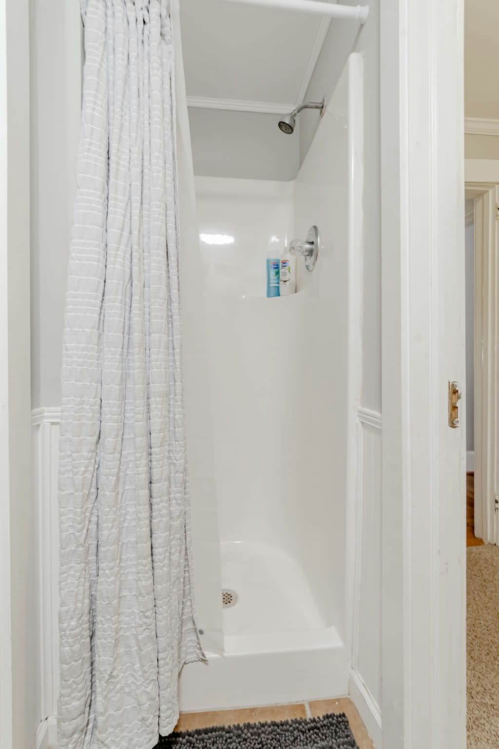 V_3915MrgrvRd_Columbia