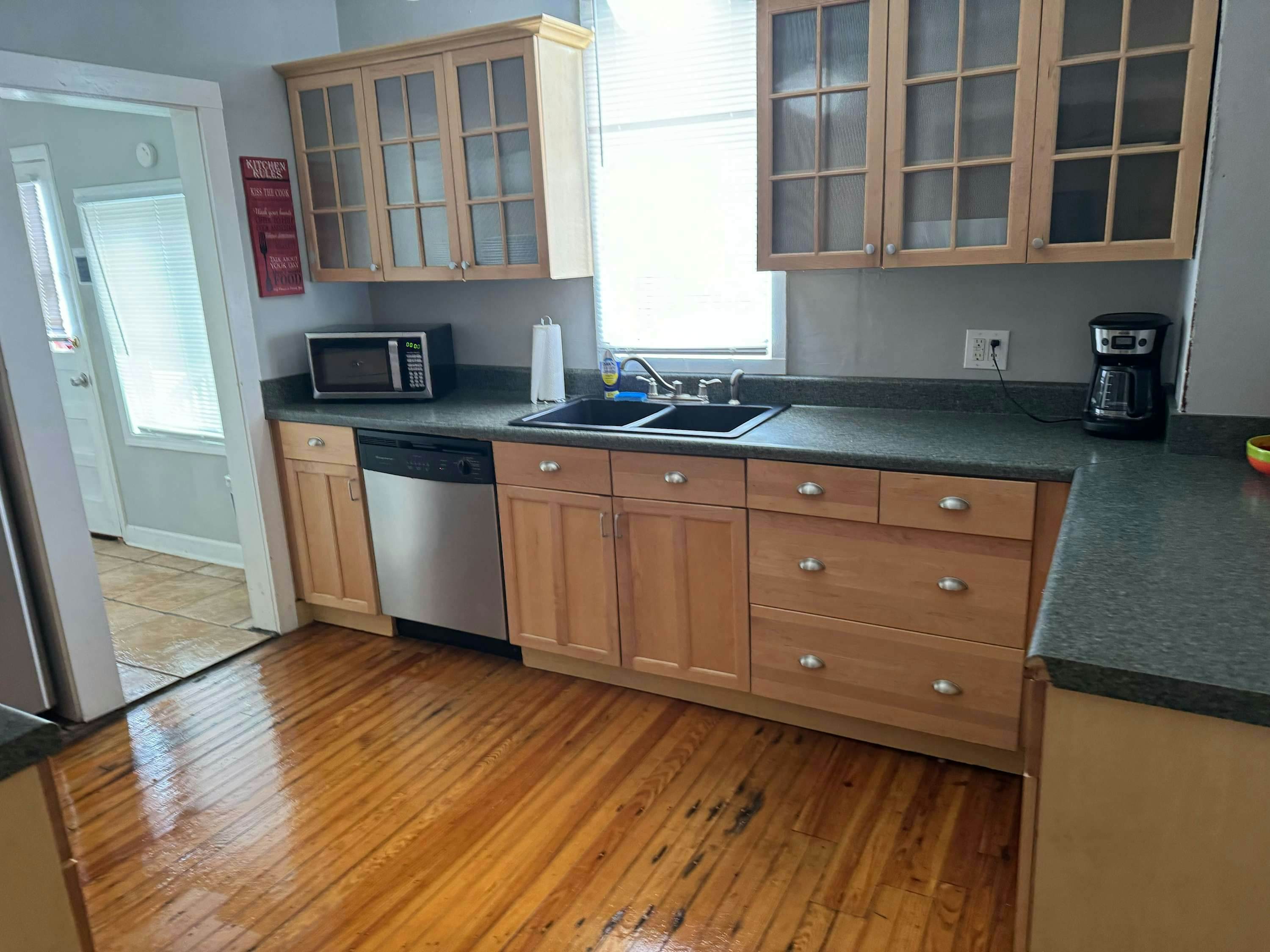 V_3915MrgrvRd_Columbia