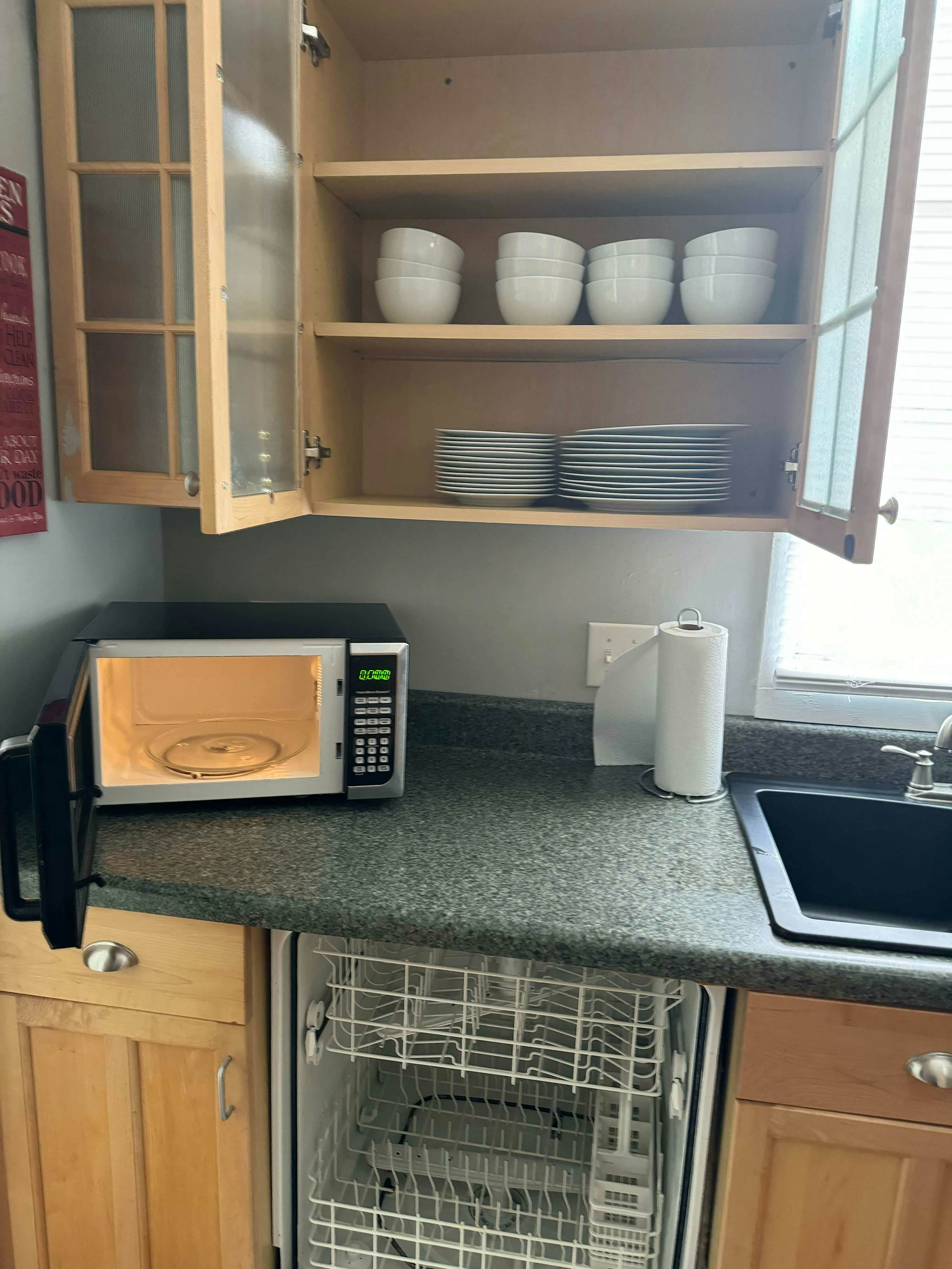 V_3915MrgrvRd_Columbia