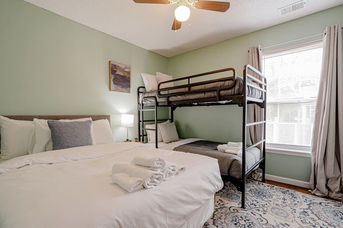 Z_4104RdgwdAv_Columbia