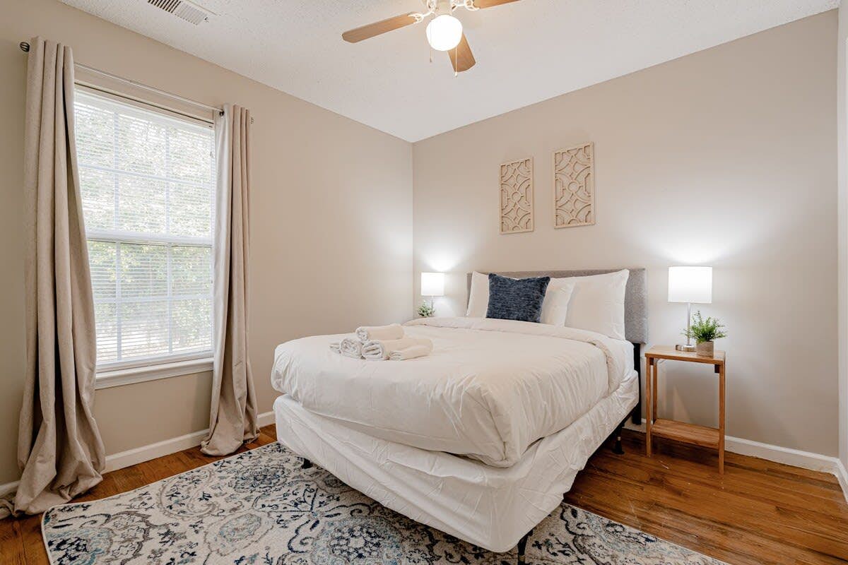 Z_4104RdgwdAv_Columbia