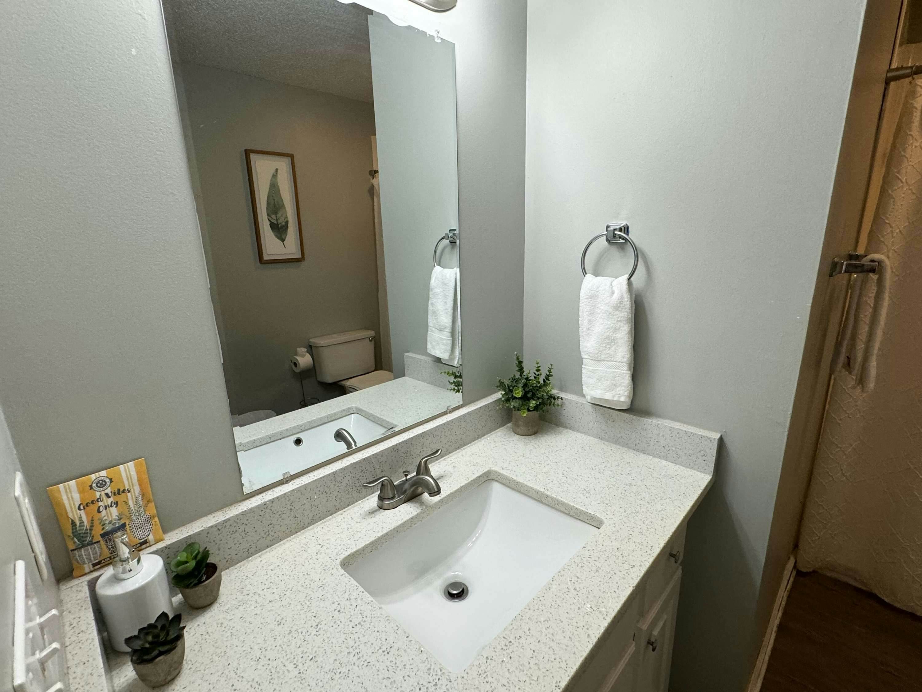 Z_4104RdgwdAv_Columbia