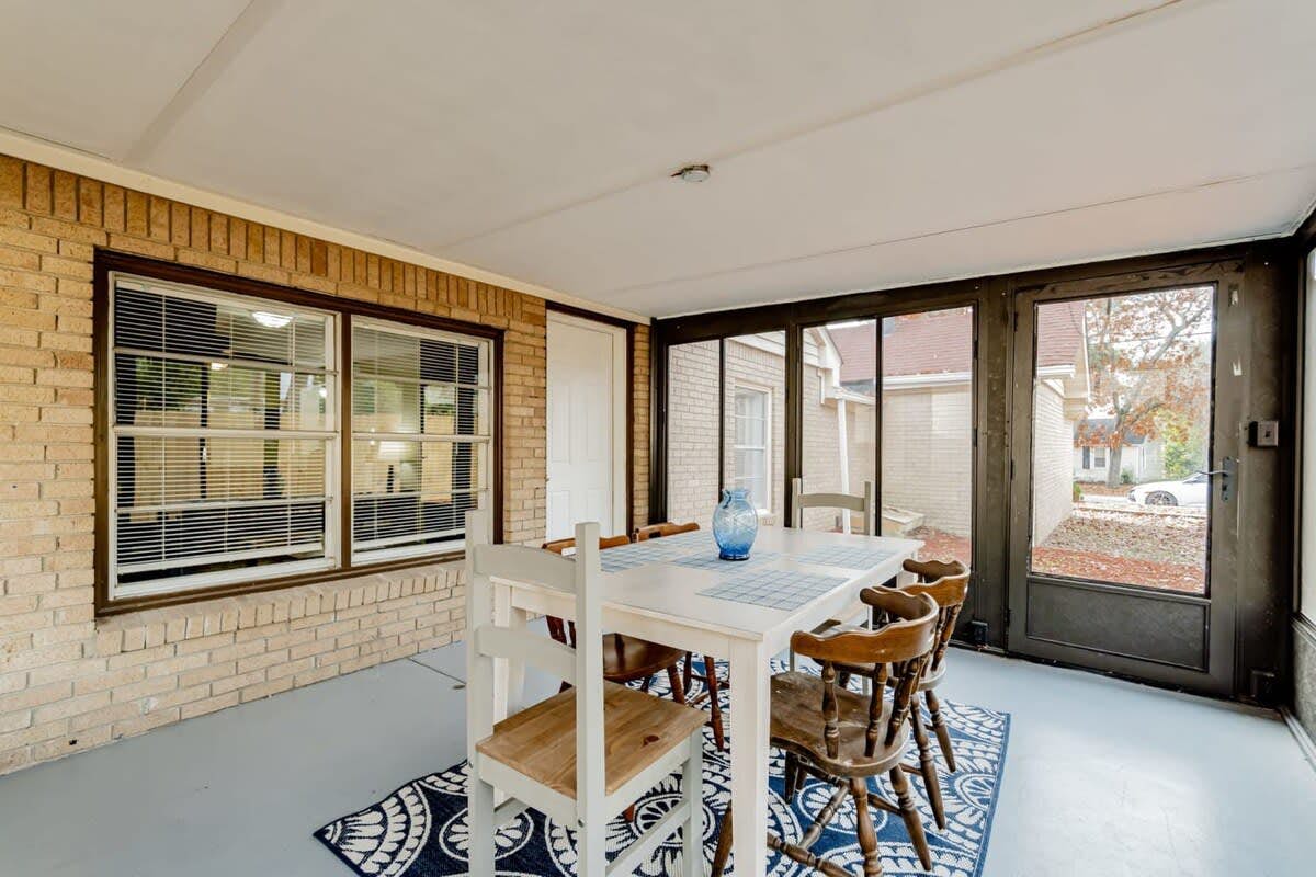 V_409TylrSt_A_West Columbia