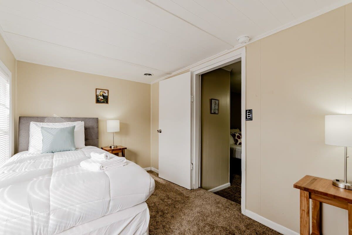 V_409TylrSt_A_West Columbia