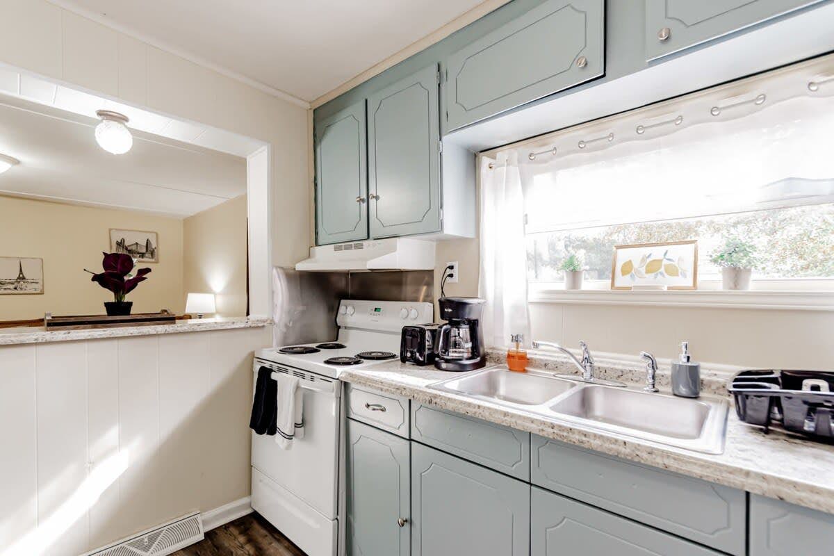 V_409TylrSt_A_West Columbia