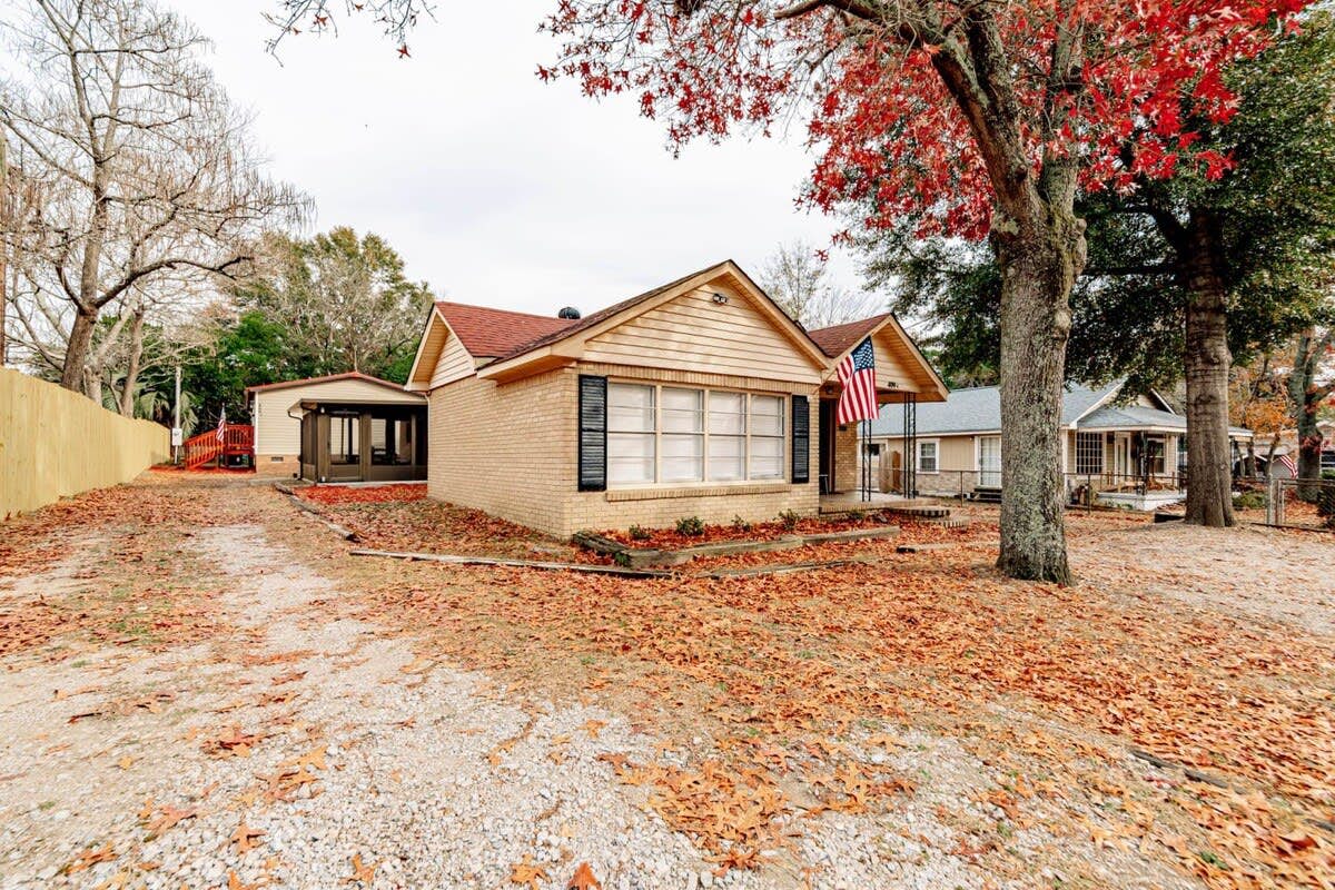 V_409TylrSt_A_West Columbia