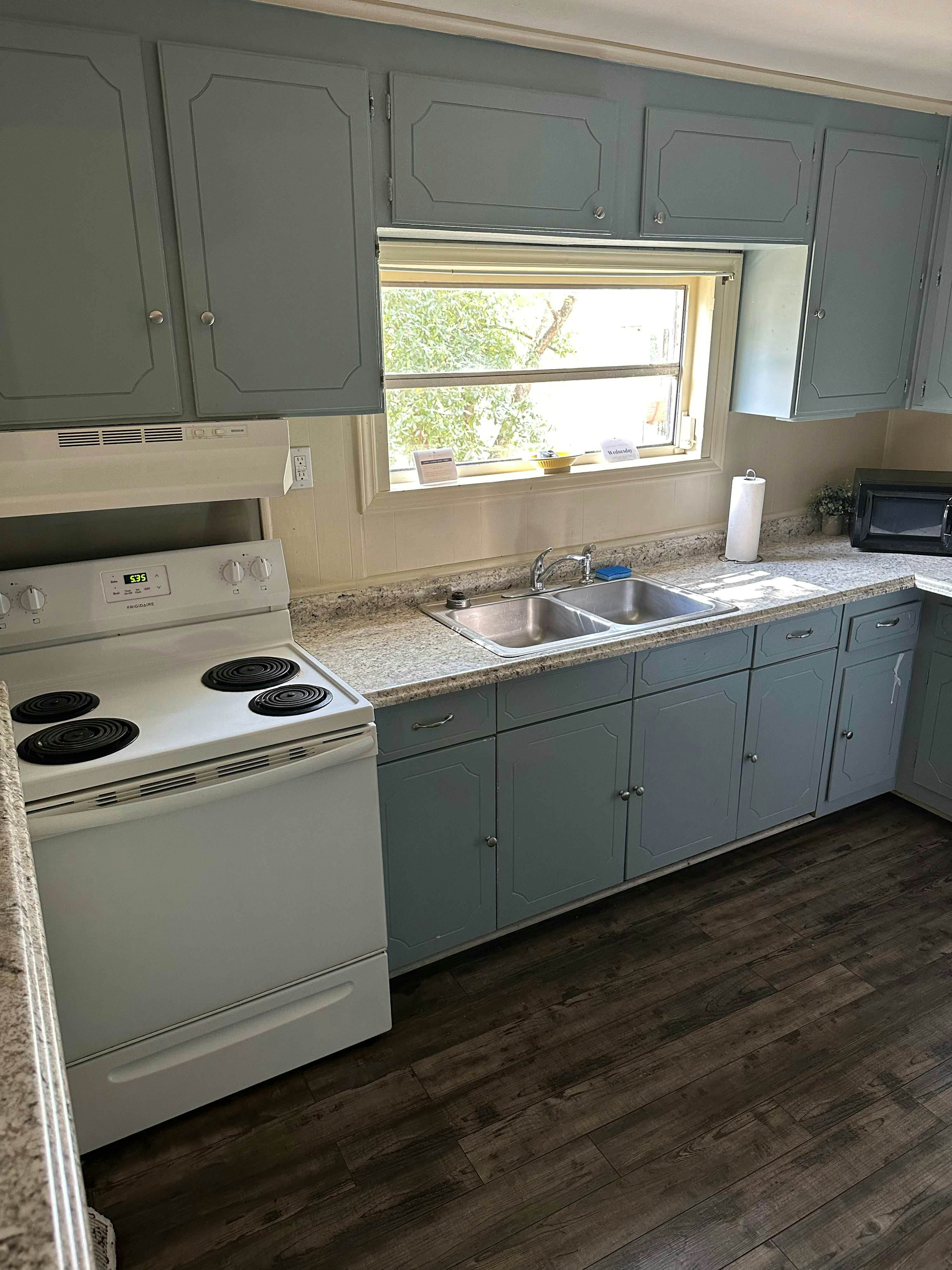 V_409TylrSt_A_West Columbia