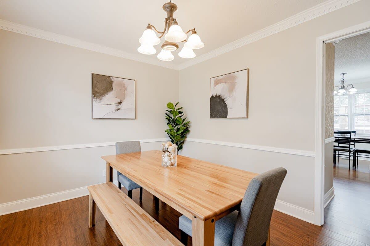 L_206GldstnDr_Columbia