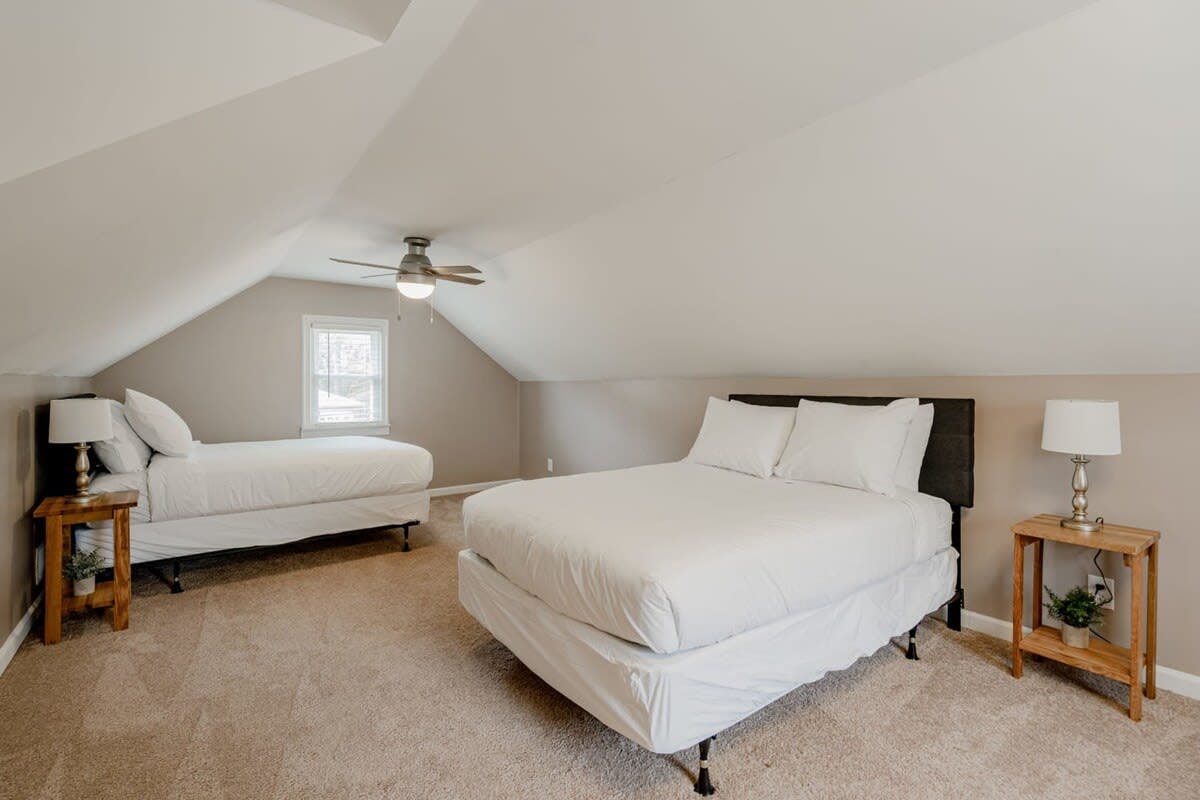 L_206GldstnDr_Columbia