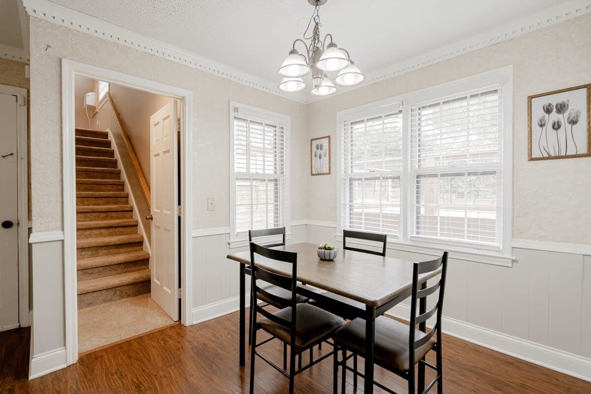 L_206GldstnDr_Columbia